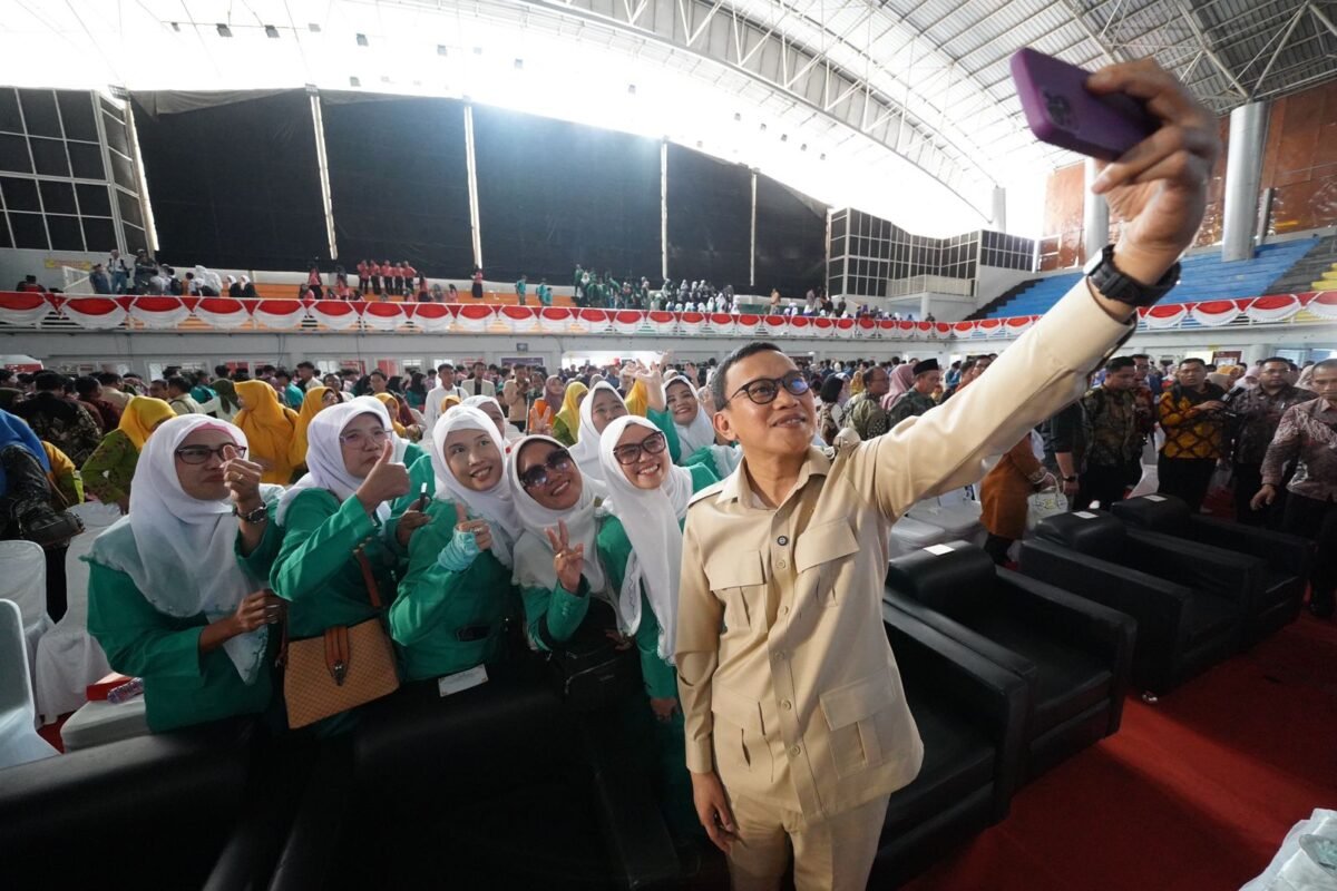 Menteri Karding Berencana Bentuk Migrant Center Terpadu di Gresik