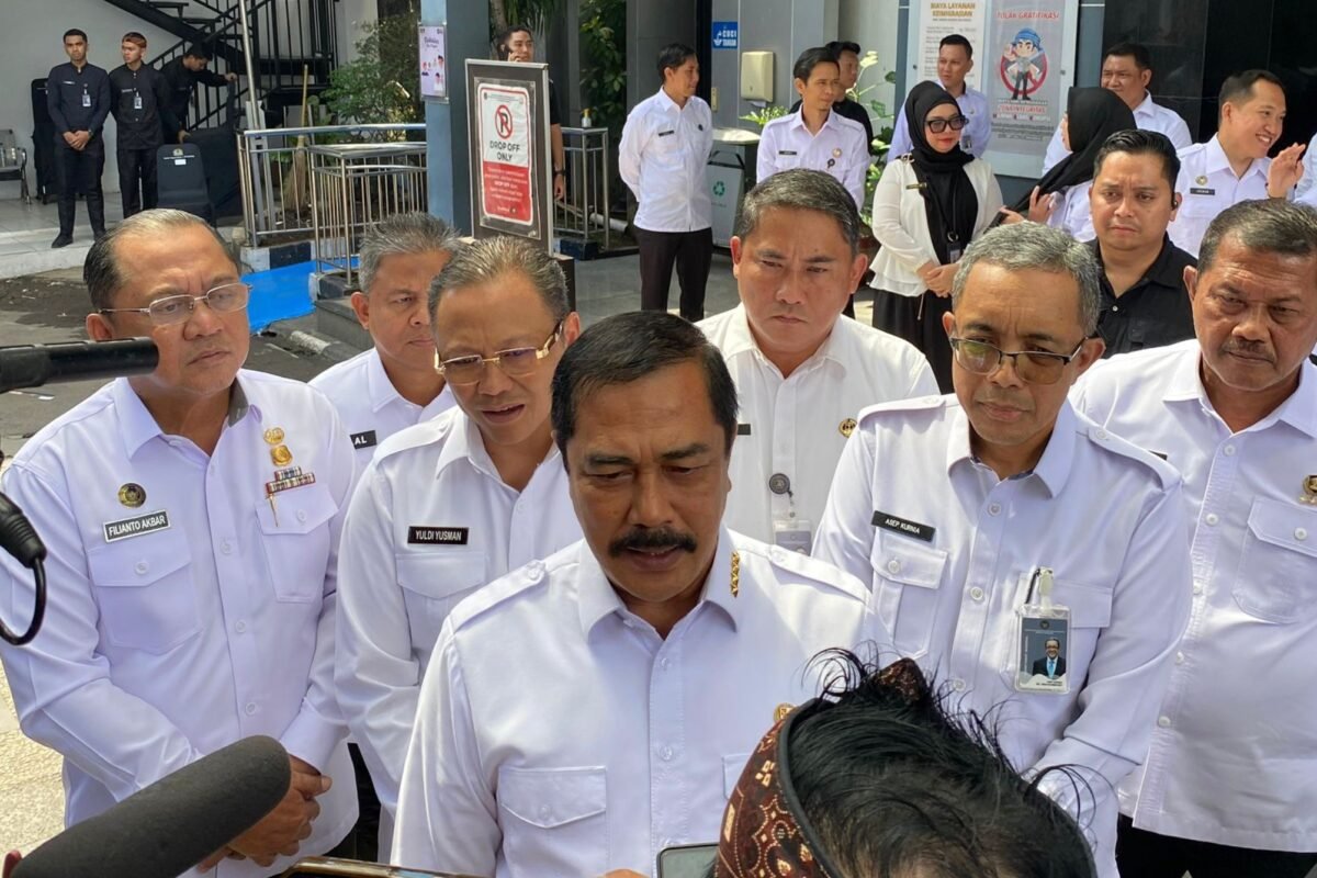 Menteri Imipas Tinjau Kanim Bandung: Dorong Layanan Keimigrasian yang Efisien dan Transparan