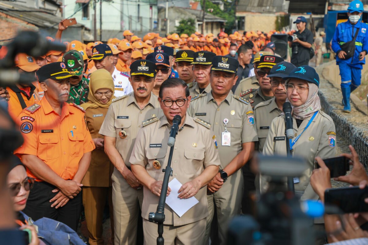 Pramono Anung Minta Maaf kepada Warga Terdampak Banjir di Jakarta