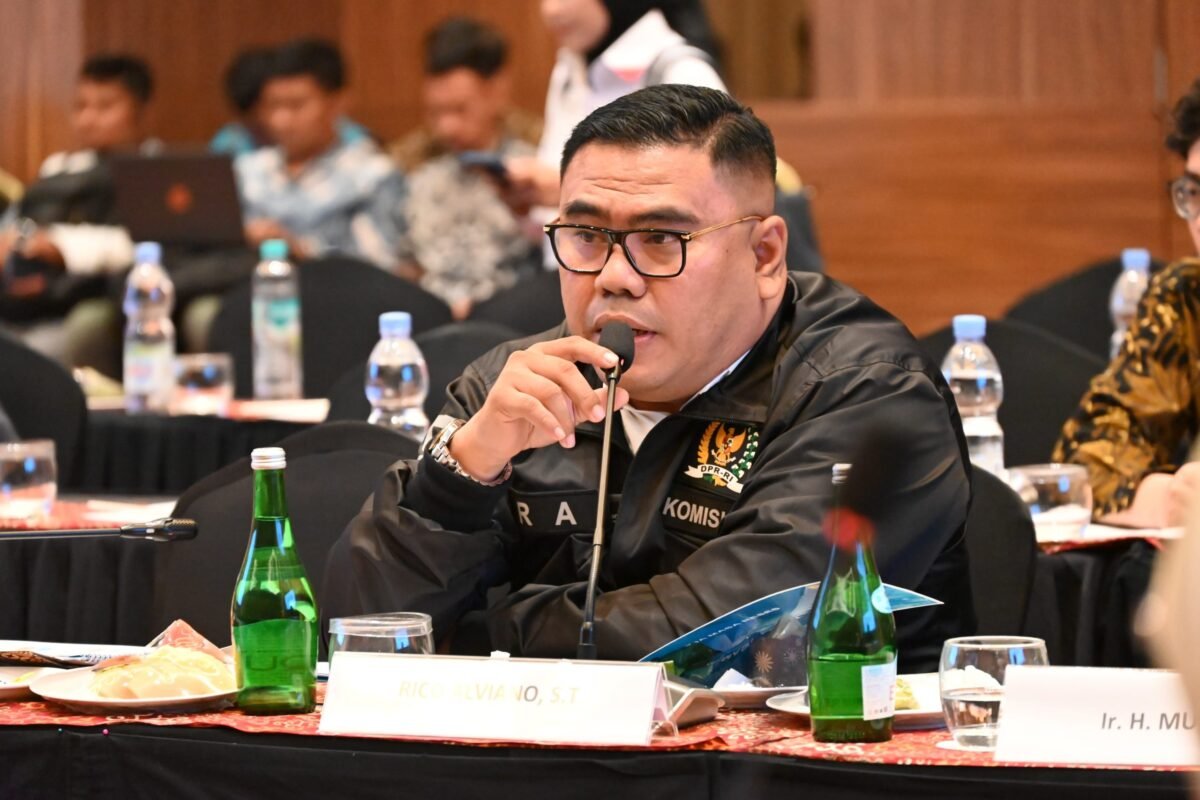 Perusahaan Langgar Aturan Pengolahan Limbah B3, DPR: Segel Jika Tidak Patuh!