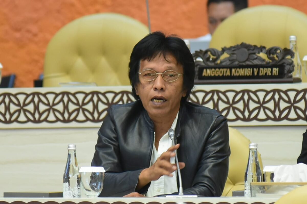 Adian Napitupulu Jadi Wasekjen PDIP, Golkar: Tetap Perjuangkan Hak Rakyat Kecil