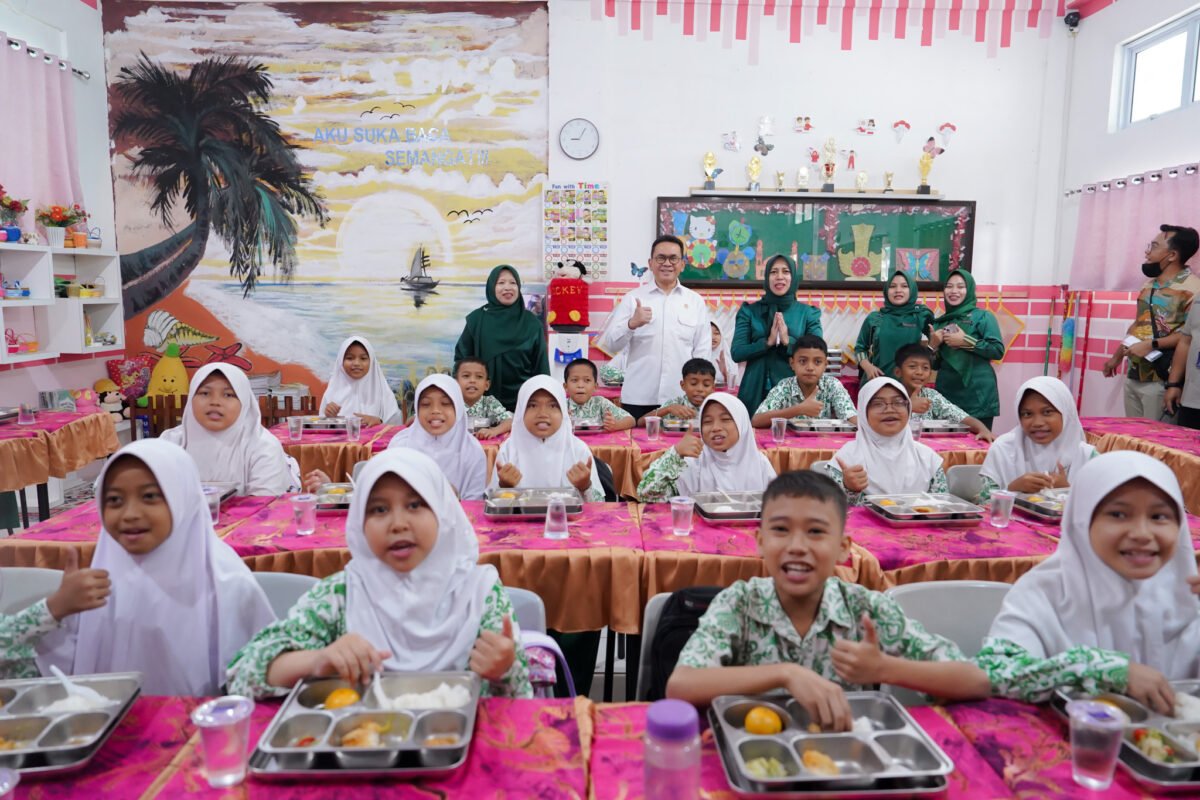 Program MBG di Batam Disambut Antusias Siswa dan Tenaga Pendidik