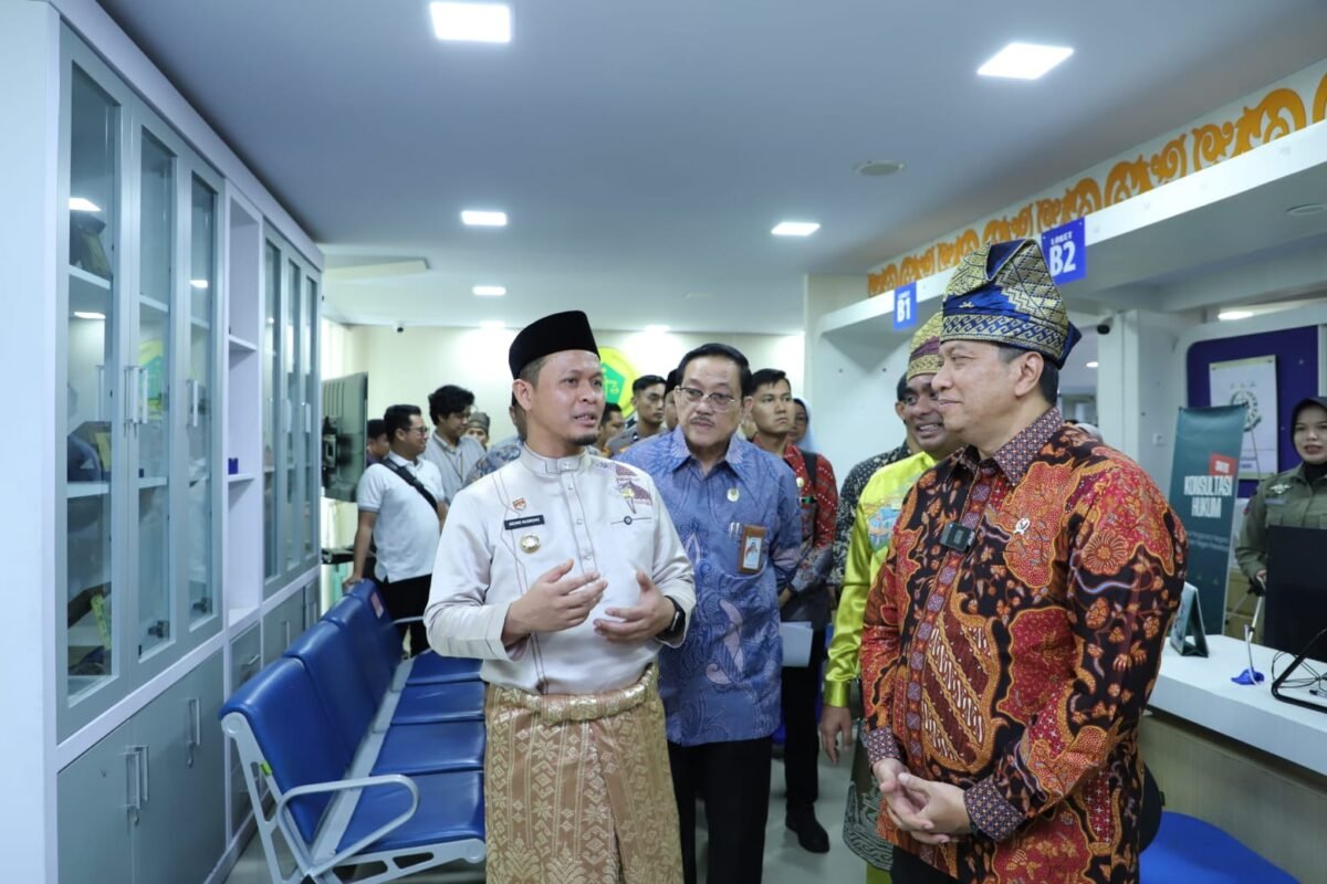 Kunjungi MPP Kota Pekanbaru, Wamen PANRB: Dukungan Daerah untuk Akselerasi Program Prioritas Presiden