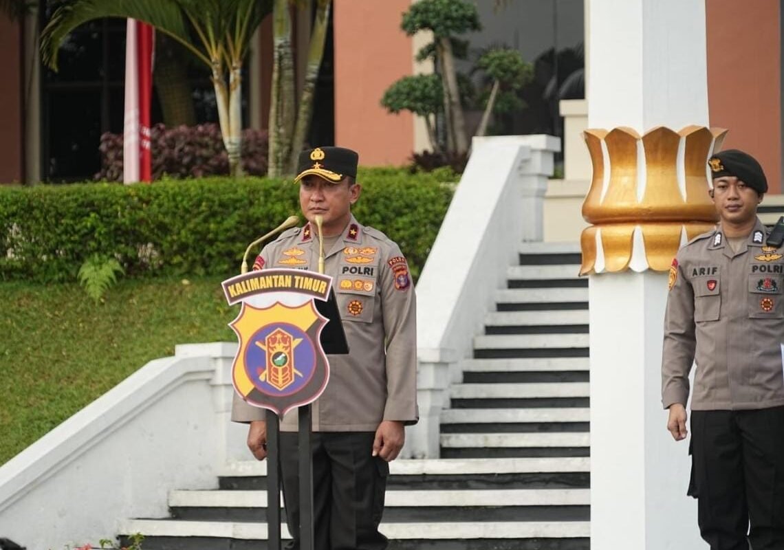 Wakapolda Kaltim Pimpin Apel Pagi, Tekankan Kesiapan Personel Amankan Aksi Demonstrasi