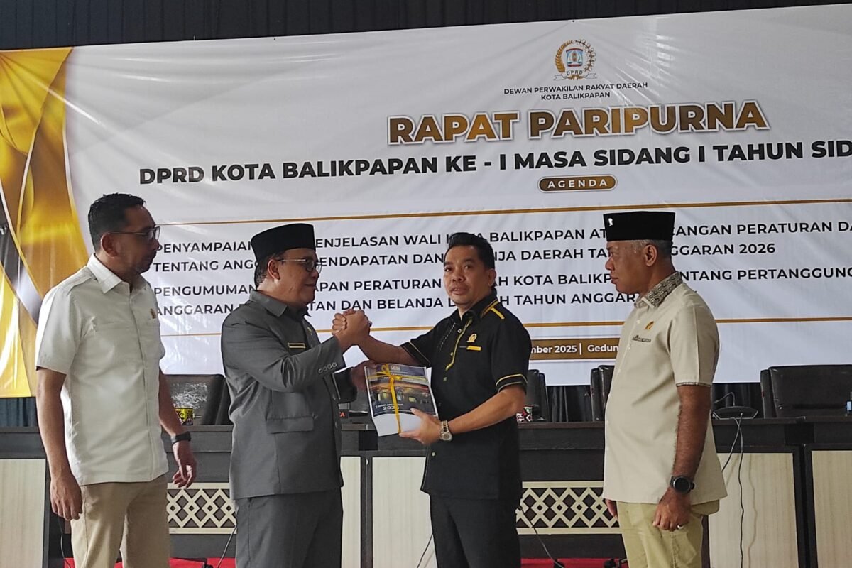 DPRD Balikpapan Bahas APBD 2026 dan Pertanggungjawaban APBD 2024 dalam Rapat Paripurna
