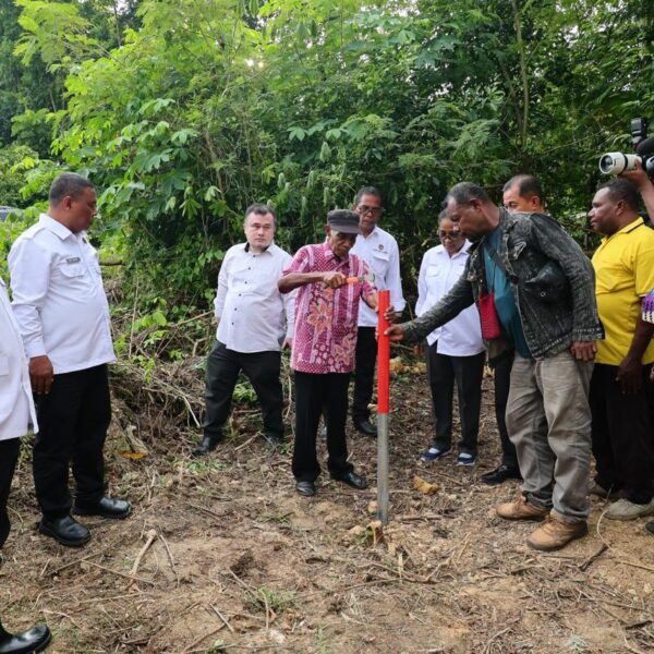 Realisasi Percepatan Sertipikasi Tanah Ulayat di Papua, Menteri Nusron Saksikan Pemasangan Patok Skouw Yambe