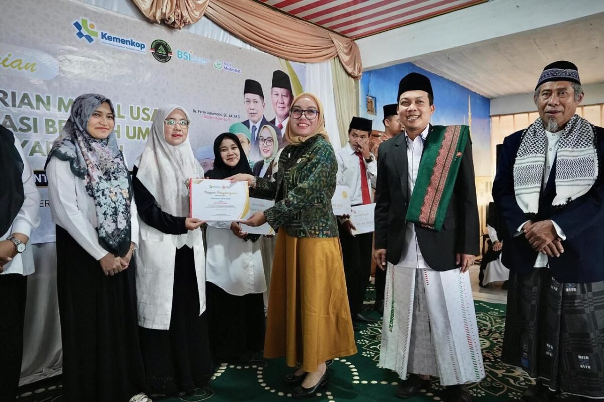 Wamenkop Dorong Penguatan Lembaga Ekonomi Pesantren Melalui Koperasi