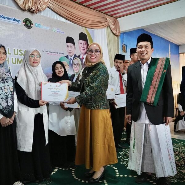 Wamenkop Dorong Penguatan Lembaga Ekonomi Pesantren Melalui Koperasi