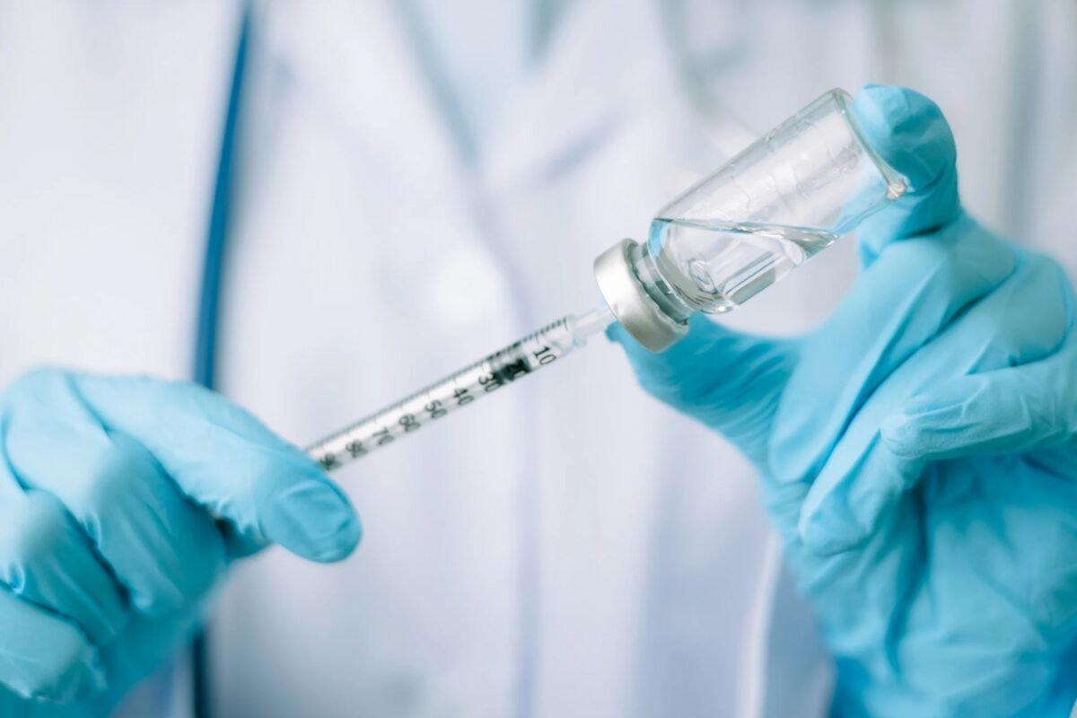 Super Flu Mengganas! DPR Desak Kemenkes Buktikan Vaksin Influenza Benar-Benar Ampuh