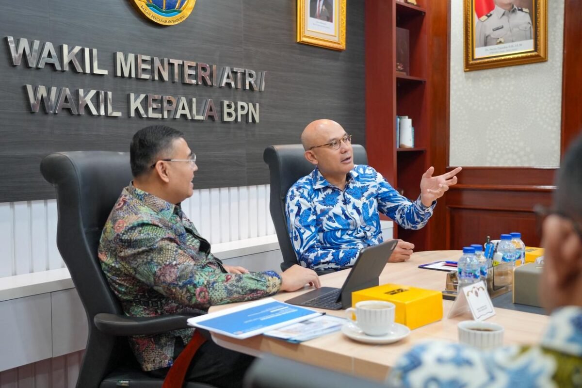 Terima Kunjungan Wamenlu, Wamen Ossy Bicarakan Hak Atas Tanah bagi WNA dan Diaspora