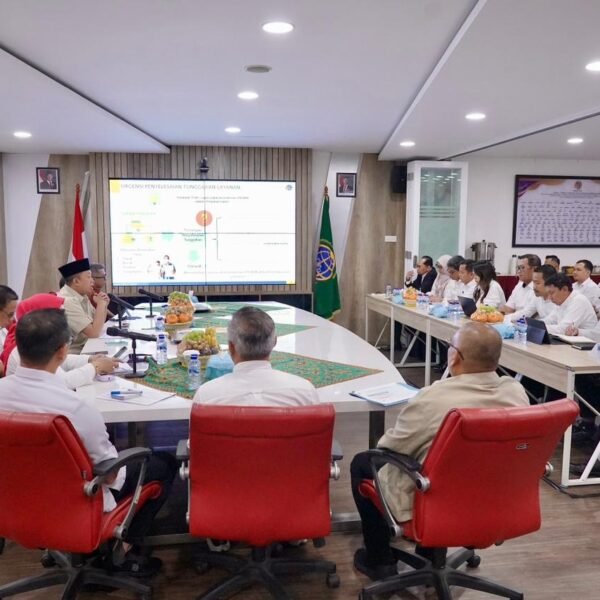 Menteri Nusron Ajak Pegawai Berkomitmen Bersama Tingkatkan Layanan Pertanahan