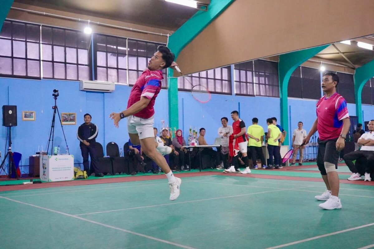 Ikuti Kejuaraan Bulutangkis HUT ke-54 KORPRI, Kementerian ATR/BPN Melaju ke Semifinal