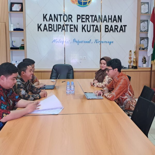 Dorong Mutu Pelayanan, Kanwil BPN Provinsi Kaltim Lakukan Evaluasi dan Pemantauan Layanan Umum serta Humas di Kantor Pertanahan Kabupaten Kutai Barat