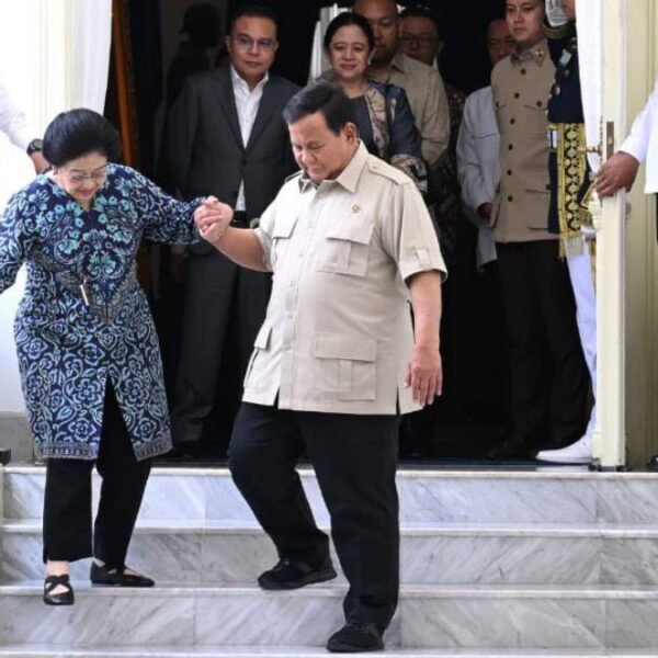 Prabowo Rangkul Megawati di Istana, Baskoro Sebut Sinyal Politik Mulai Terbaca