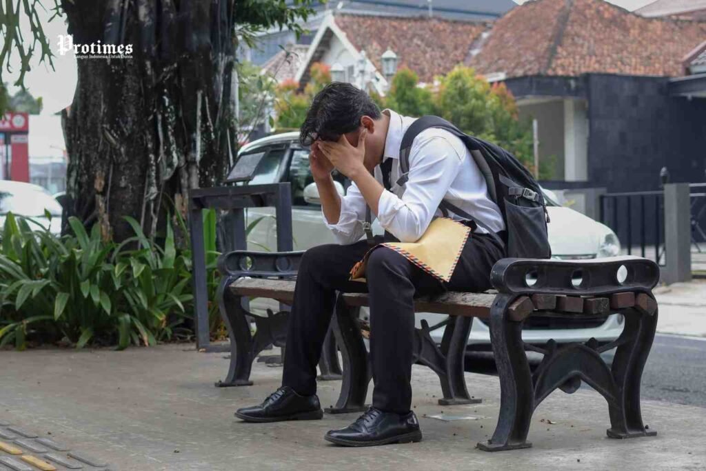 phk di dindonesia