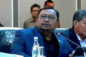 Anggota Komisi XIII DPR RI Yanuar Arif Wibowo berbicara dalam rapat dengar pendapat yang membahas temuan fasilitas mewah di Lapas Cibinong.