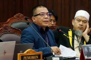 MK melanjutkan pemeriksaan sengketa syarat pendidikan Gibran Rakabuming Raka ke tahap pembuktian dengan agenda pemeriksaan saksi, ahli, dan alat bukti.