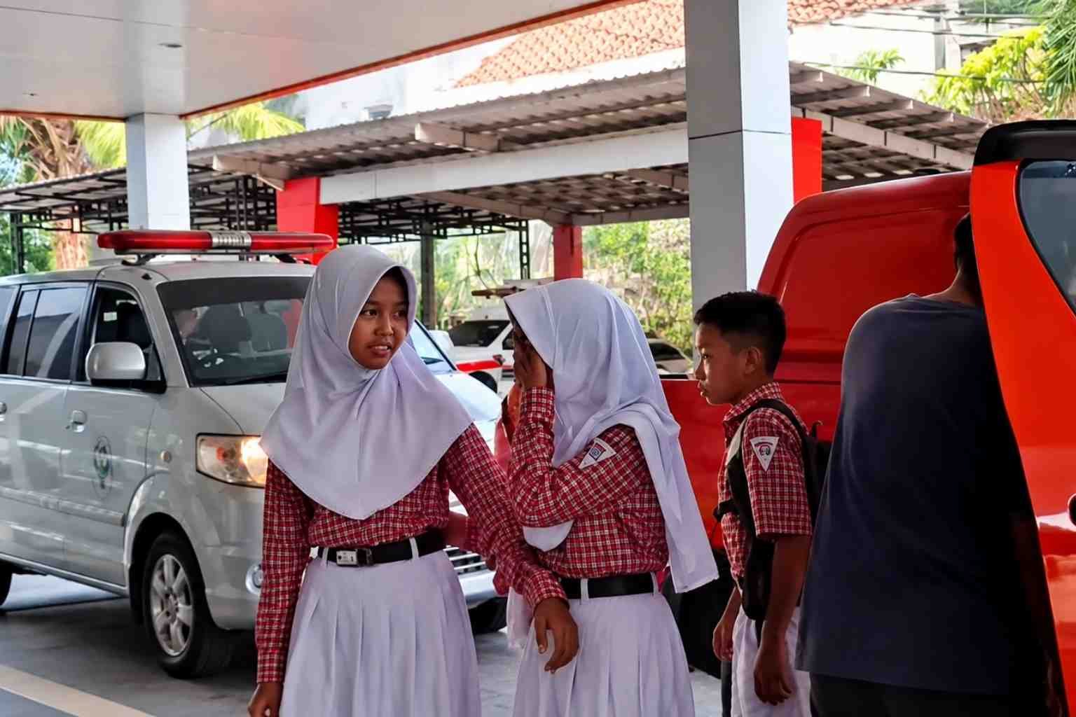 Ratusan siswa di Pati diduga mengalami keracunan setelah menyantap makanan program Makan Bergizi Gratis atau MBG.