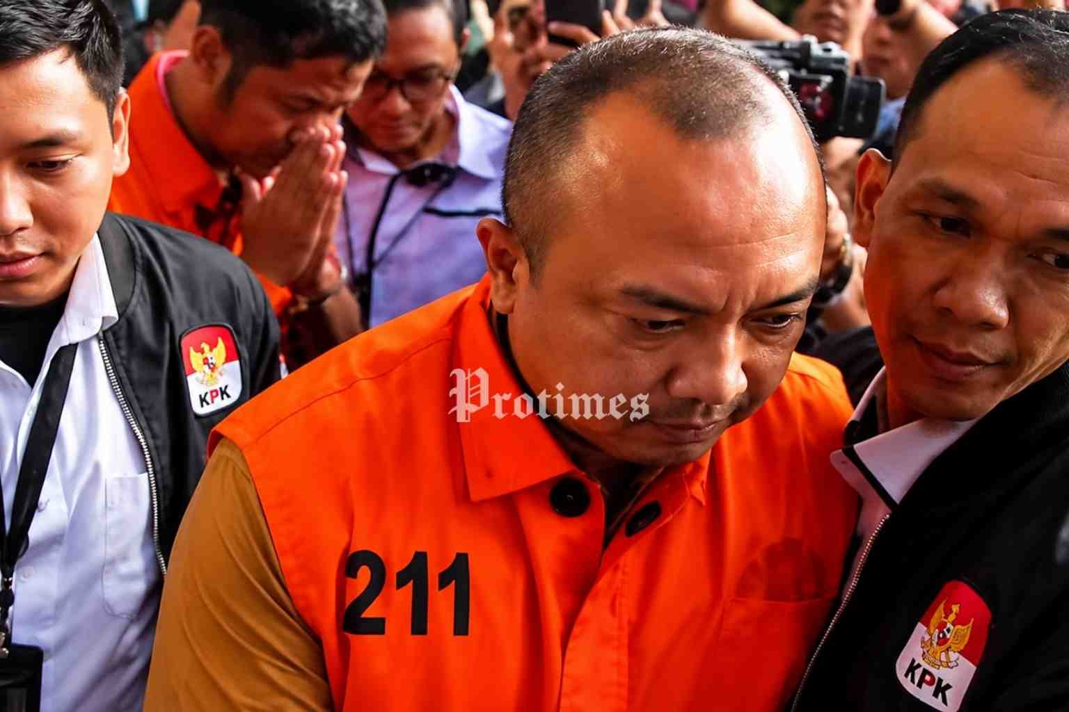 KPK menetapkan lima tersangka dalam kasus dugaan korupsi dana siap pakai BNPB dan menyita uang Rp3,3 miliar.