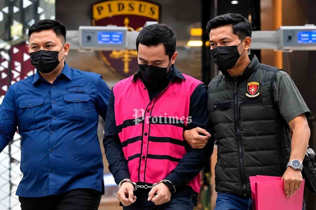 Direktur Utama PT CNI berinisial DS ditetapkan sebagai tersangka dugaan korupsi tata kelola nikel oleh Kejaksaan Agung.