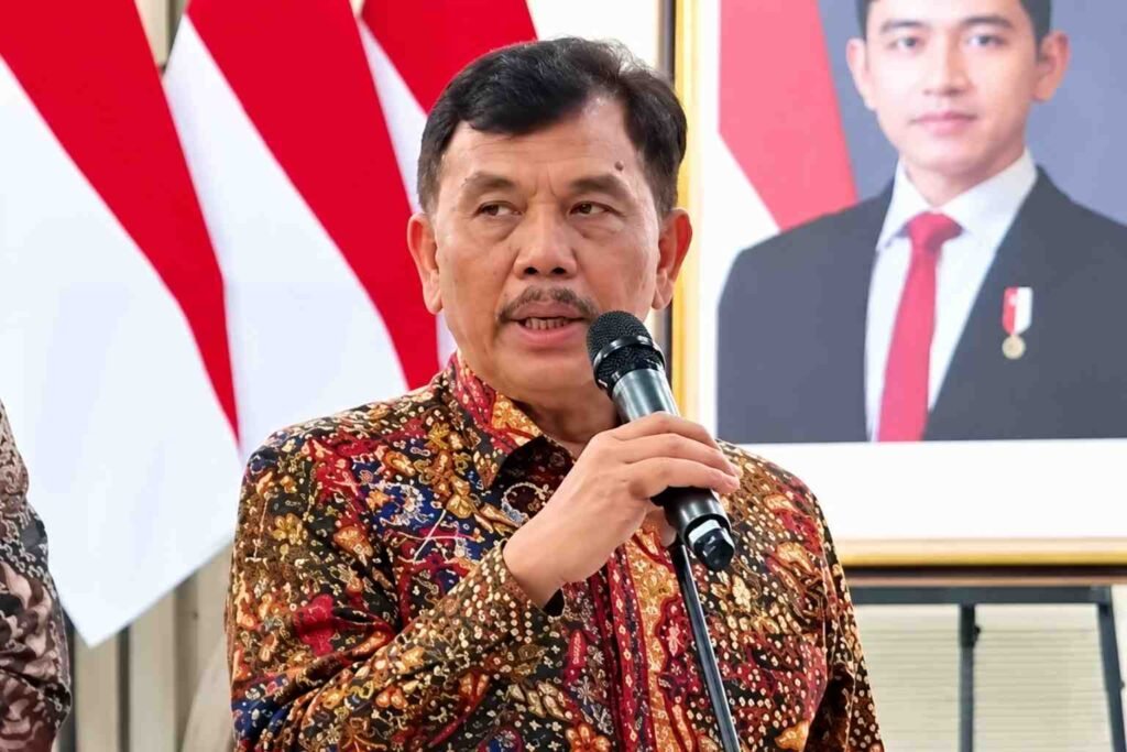 Usai sertijab, Syahganda Nainggolan mengungkap strategi baru Bakom Pemerintah dengan memperkuat komunikasi dua arah dan lebih banyak mendengar suara rakyat.