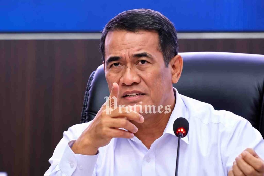 Mentan Andi Amran Sulaiman menegaskan komitmen pemberantasan mafia pangan dan menyoroti ketimpangan harga ayam serta telur.