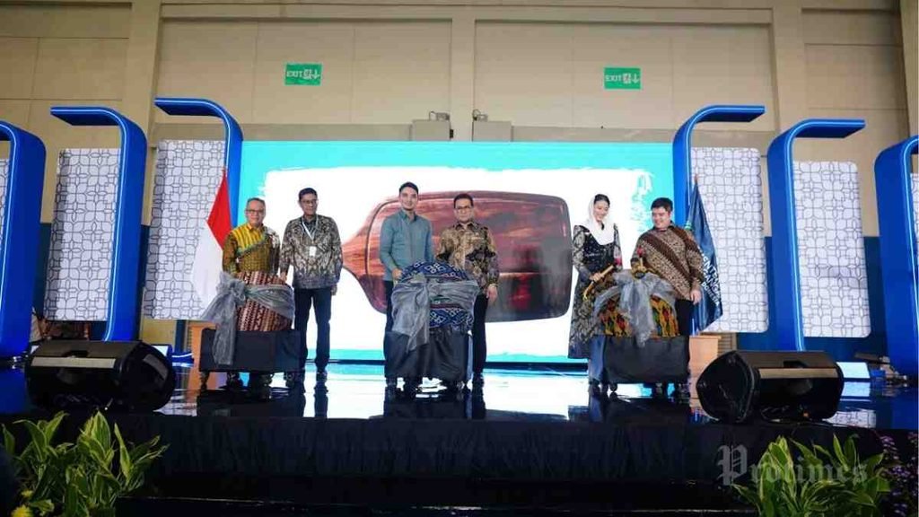 Pangan Nusa Expo 2026 menampilkan jajaran tamu undangan di atas panggung dalam acara pameran produk pangan dan UMKM Indonesia.
